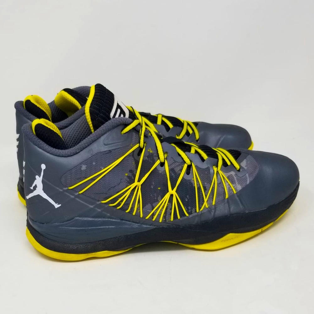 Nike Air Jordan CP3.VII AE 'Dark Grey Vibrant Orange' Size 9.5 Men’s